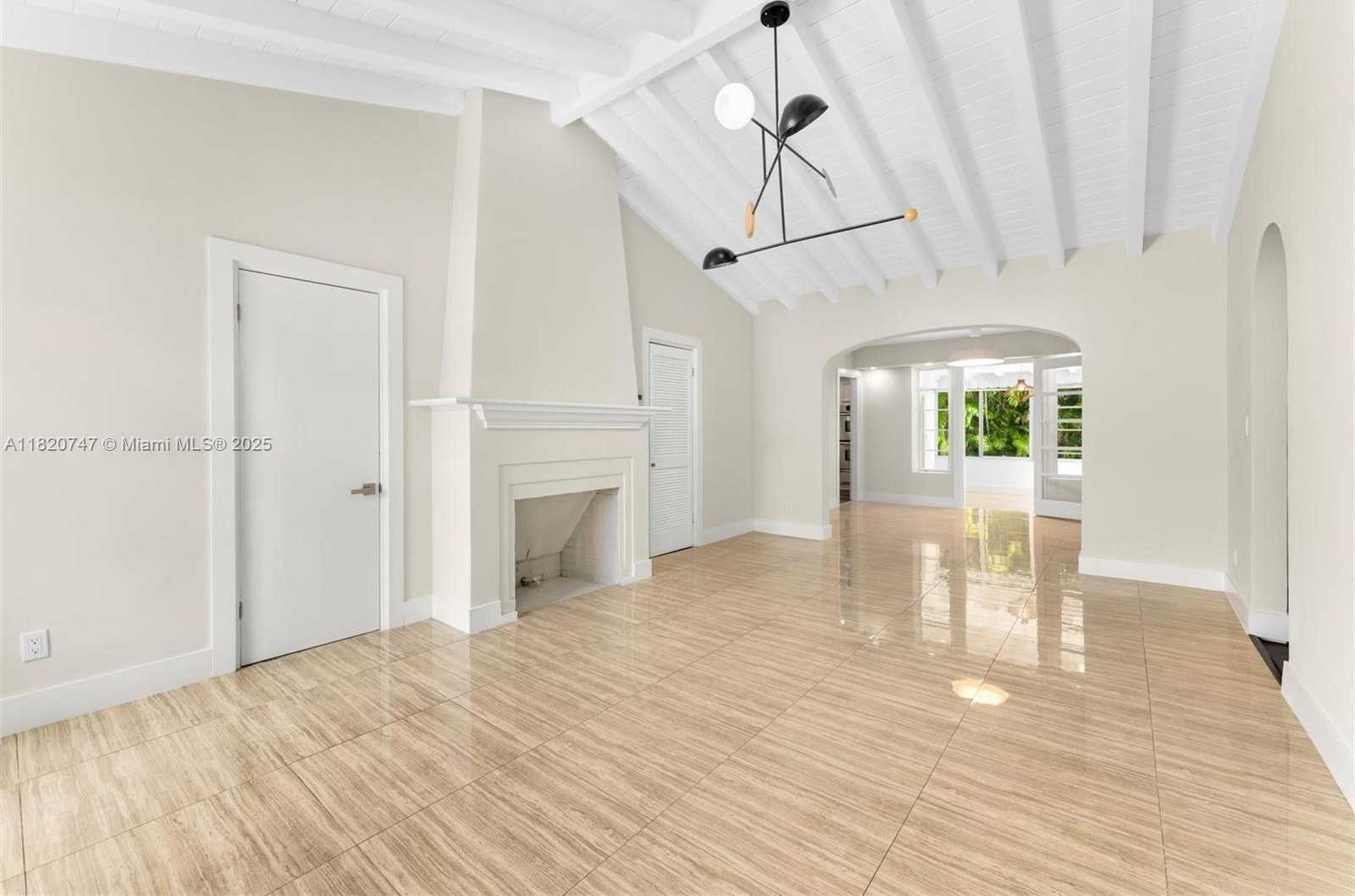 Small Image of 427 WEST 43RD ST, Miami Beach Number 11