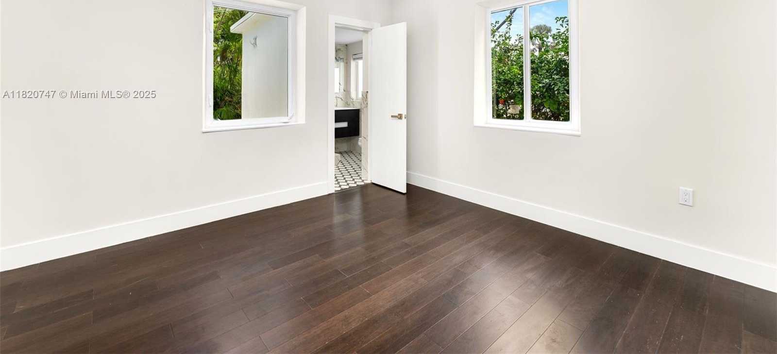 Small Image of 427 WEST 43RD ST, Miami Beach Number 19