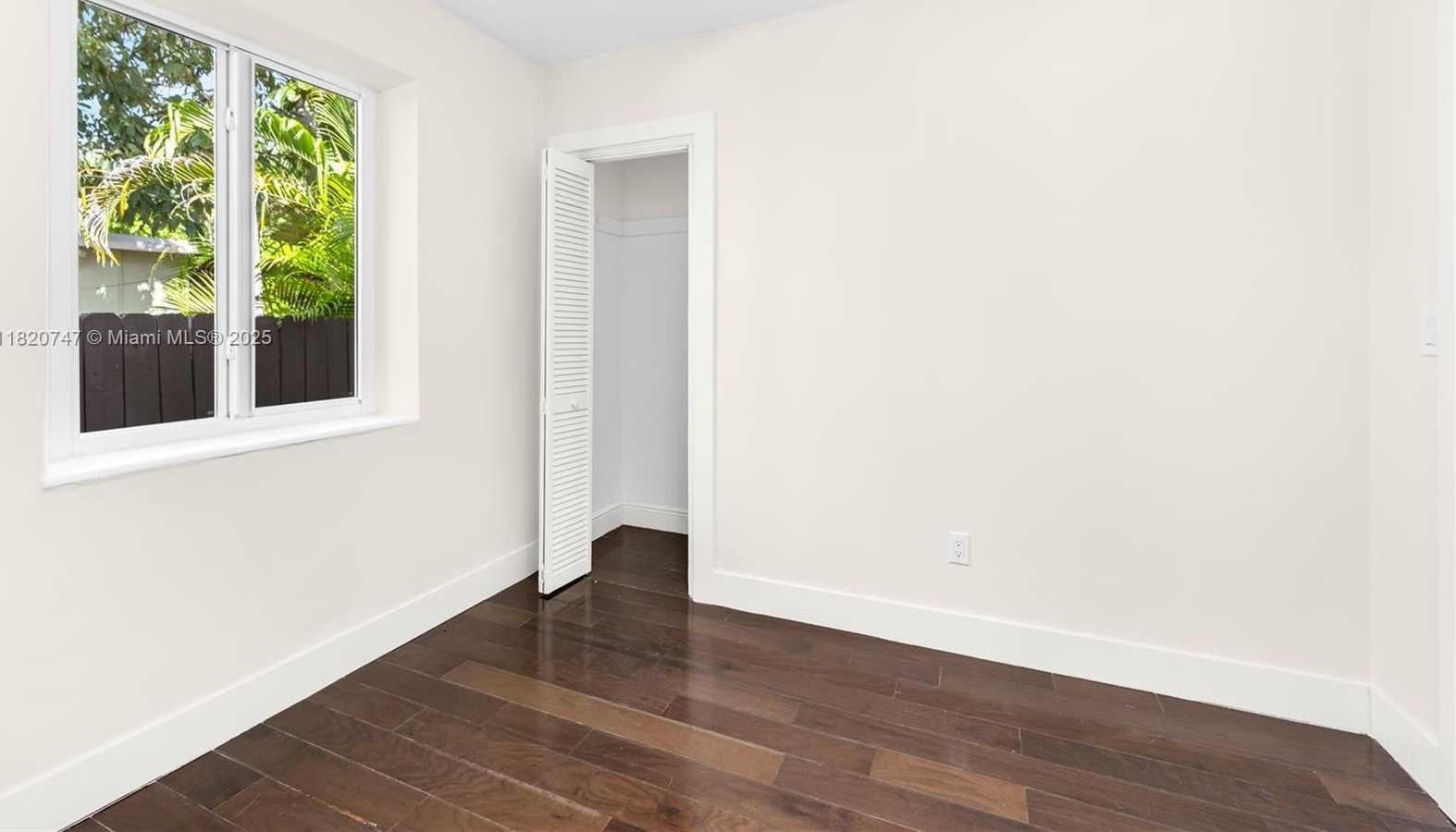 Small Image of 427 WEST 43RD ST, Miami Beach Number 24