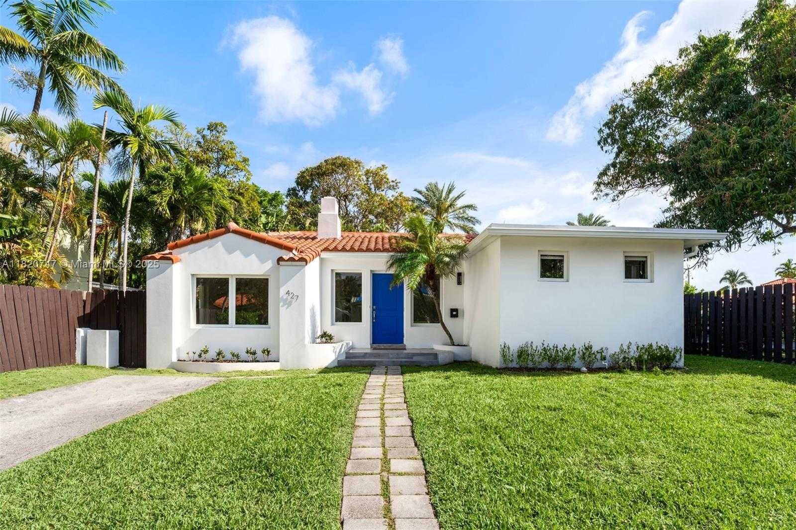 Small Image of 427 WEST 43RD ST, Miami Beach Number 3