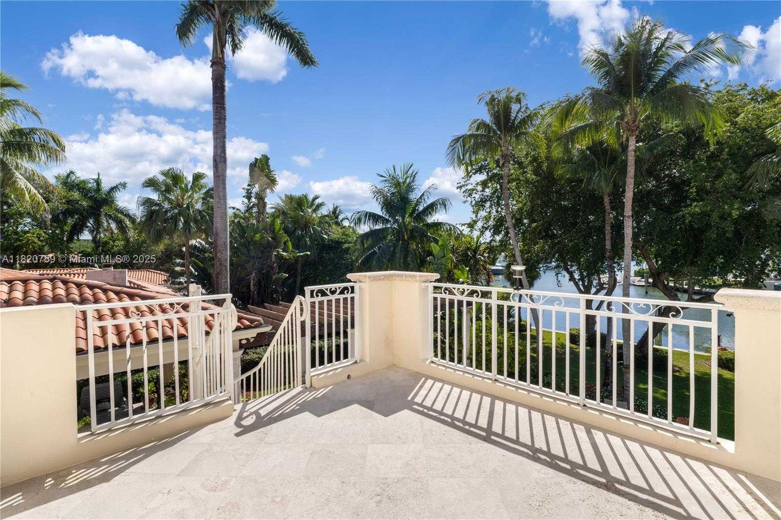 Small Image of 180 SOLANO PRADO, Coral Gables Number 18