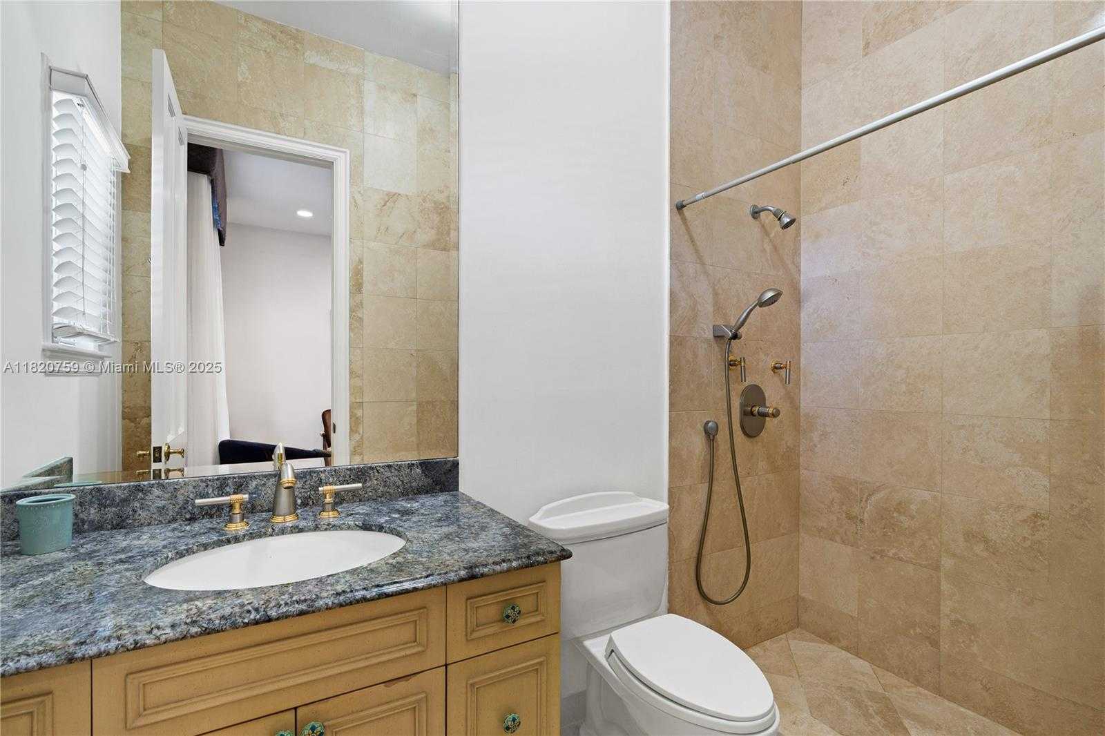 Small Image of 180 SOLANO PRADO, Coral Gables Number 29
