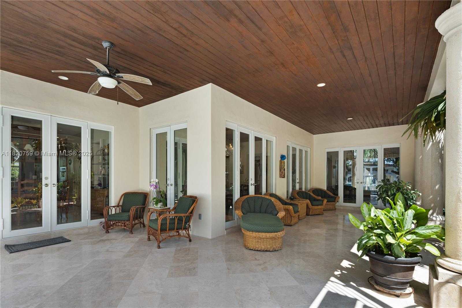 Small Image of 180 SOLANO PRADO, Coral Gables Number 36