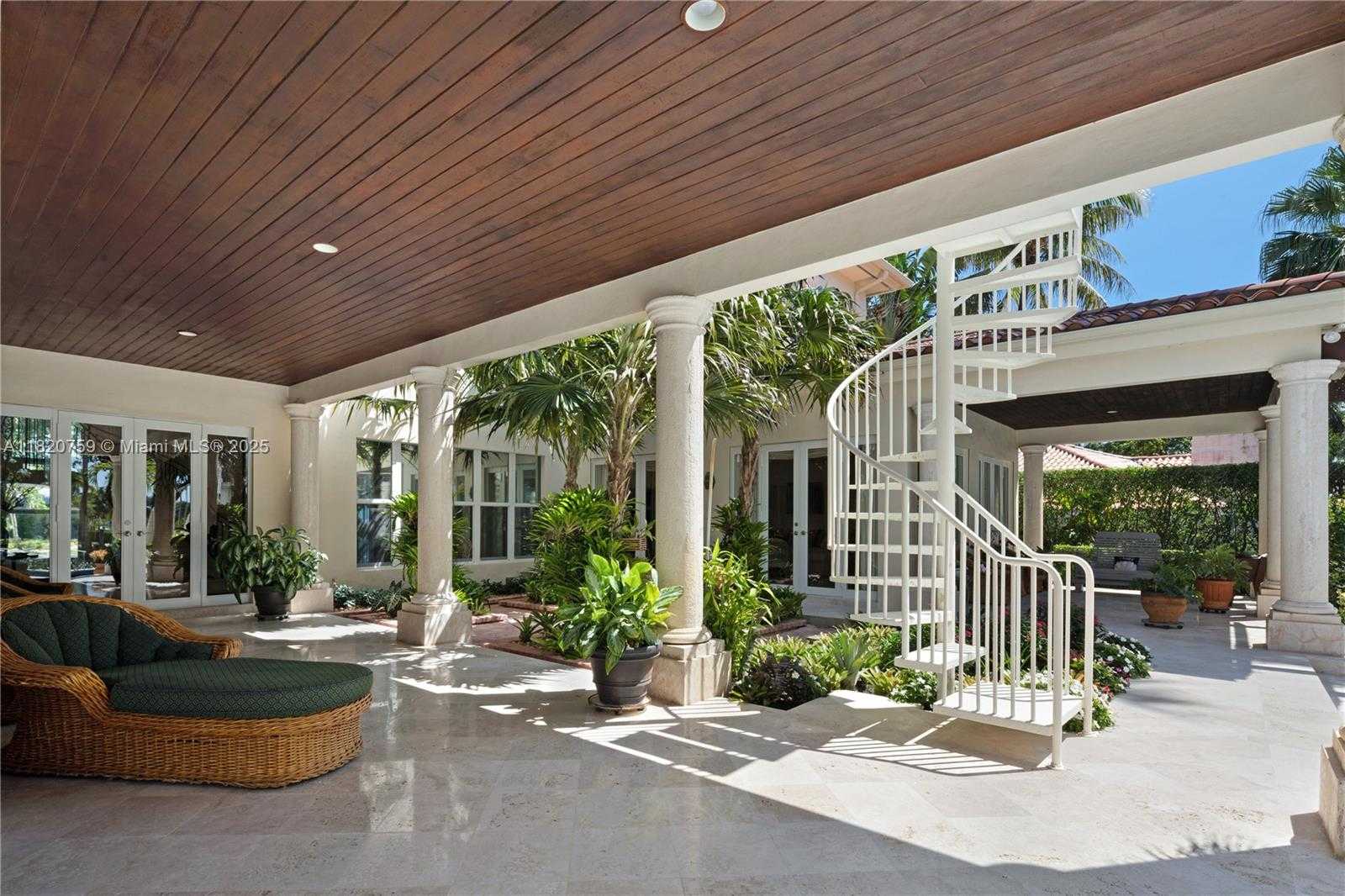 Small Image of 180 SOLANO PRADO, Coral Gables Number 37