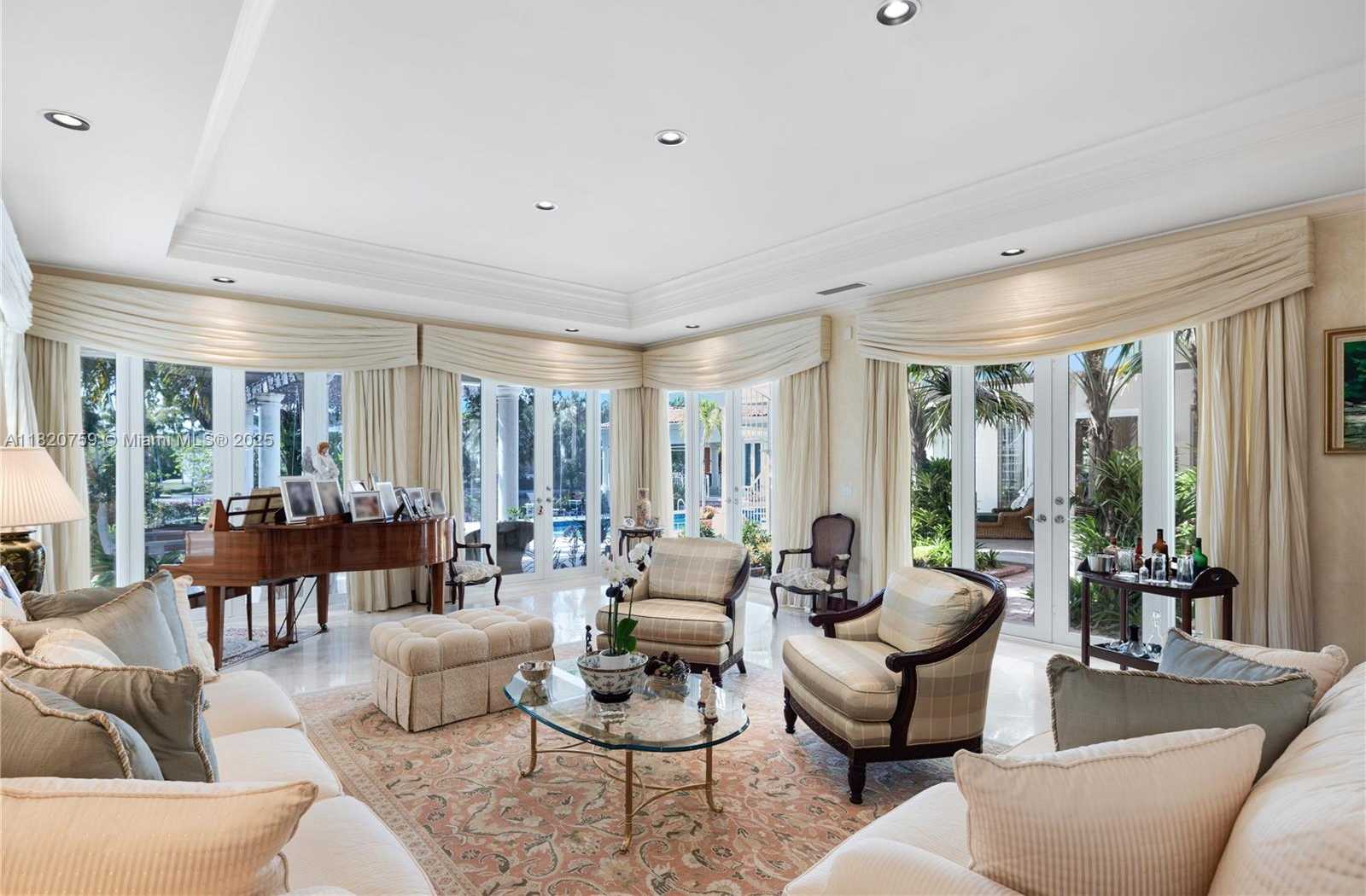 Small Image of 180 SOLANO PRADO, Coral Gables Number 4
