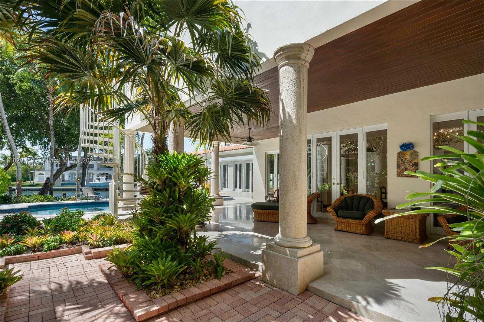Small Image of 180 SOLANO PRADO, Coral Gables Number 41