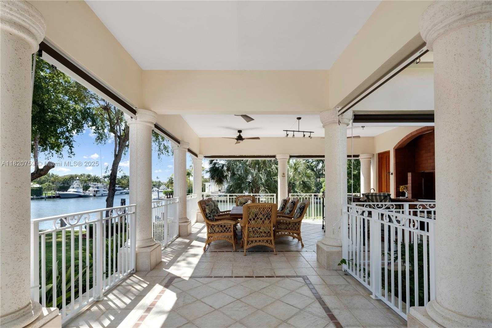 Small Image of 180 SOLANO PRADO, Coral Gables Number 48