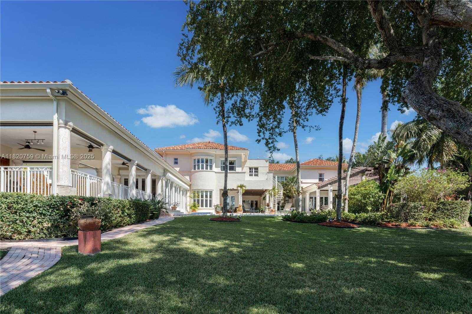 Small Image of 180 SOLANO PRADO, Coral Gables Number 54