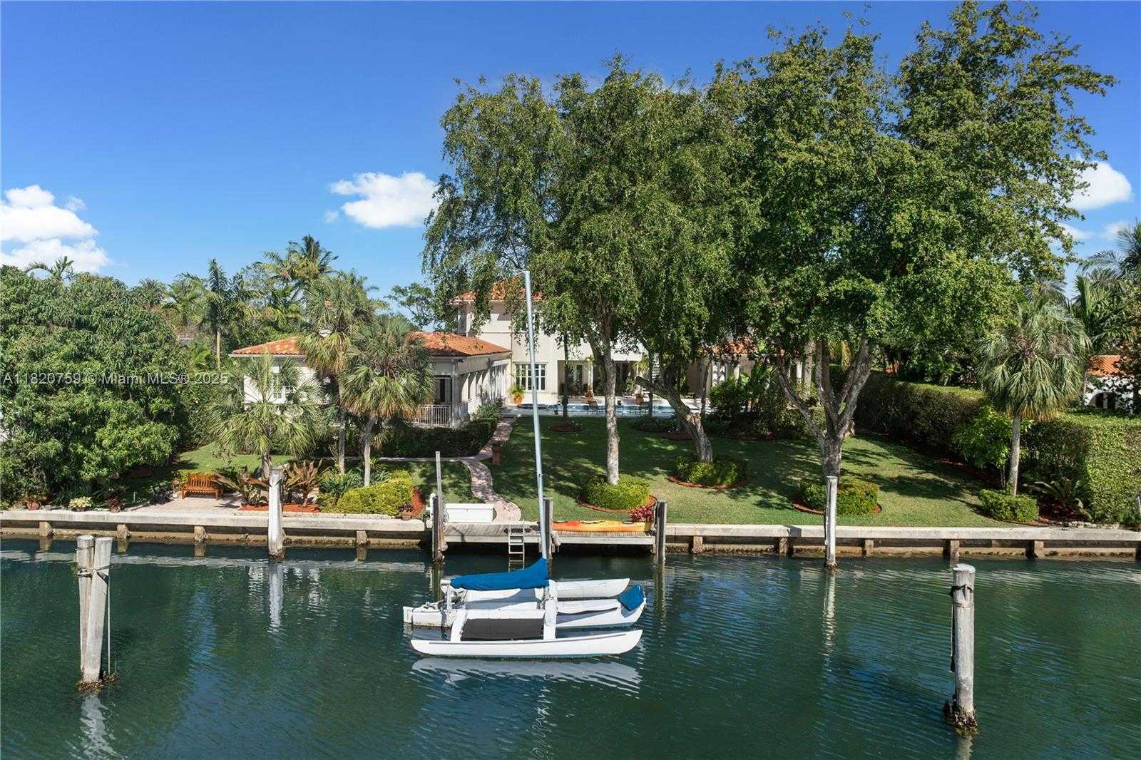 Small Image of 180 SOLANO PRADO, Coral Gables Number 58