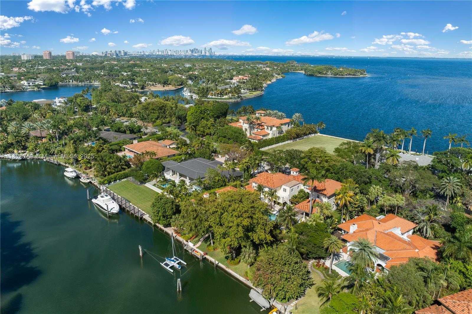 Small Image of 180 SOLANO PRADO, Coral Gables Number 62