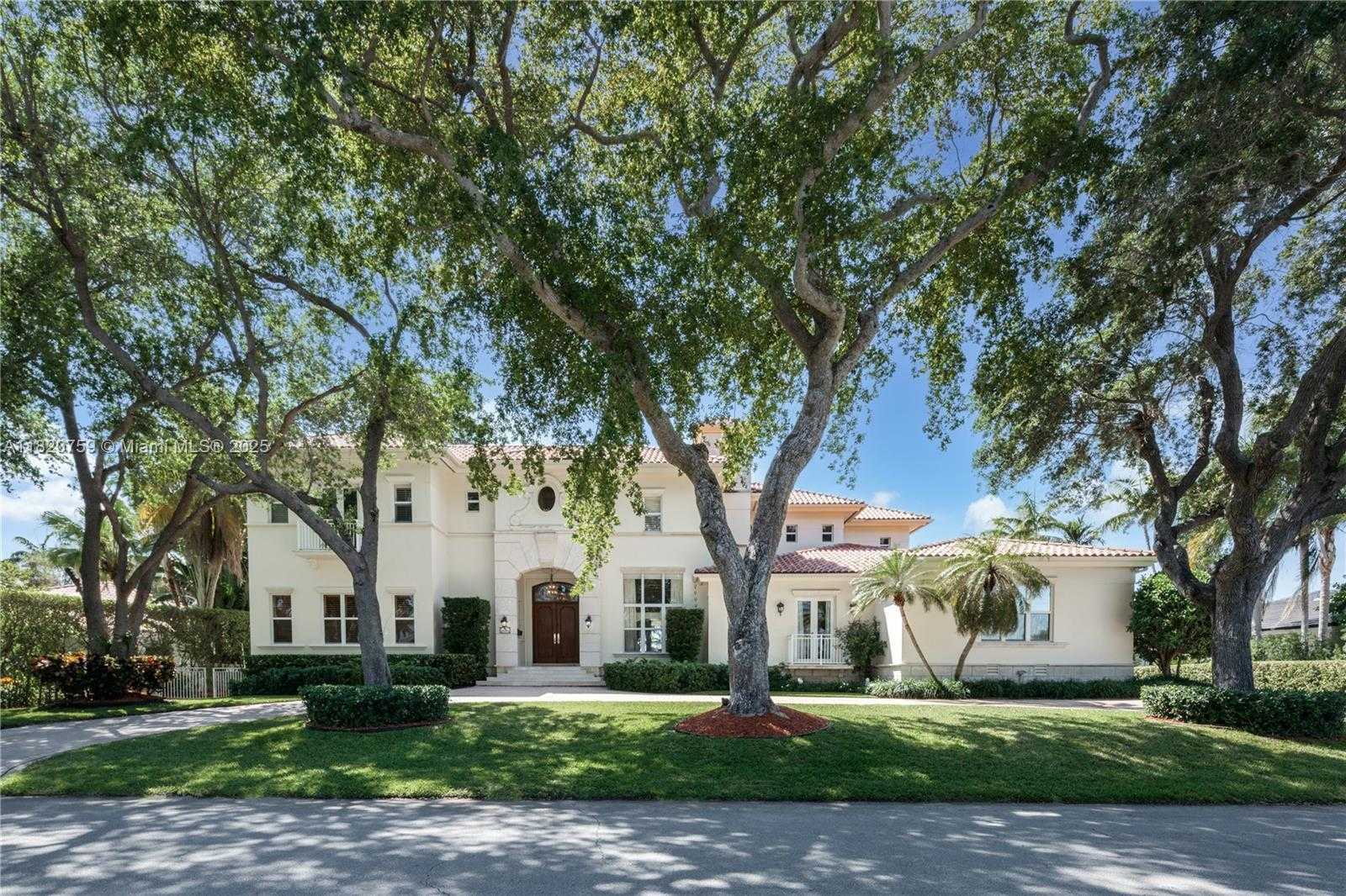 Small Image of 180 SOLANO PRADO, Coral Gables Number 65