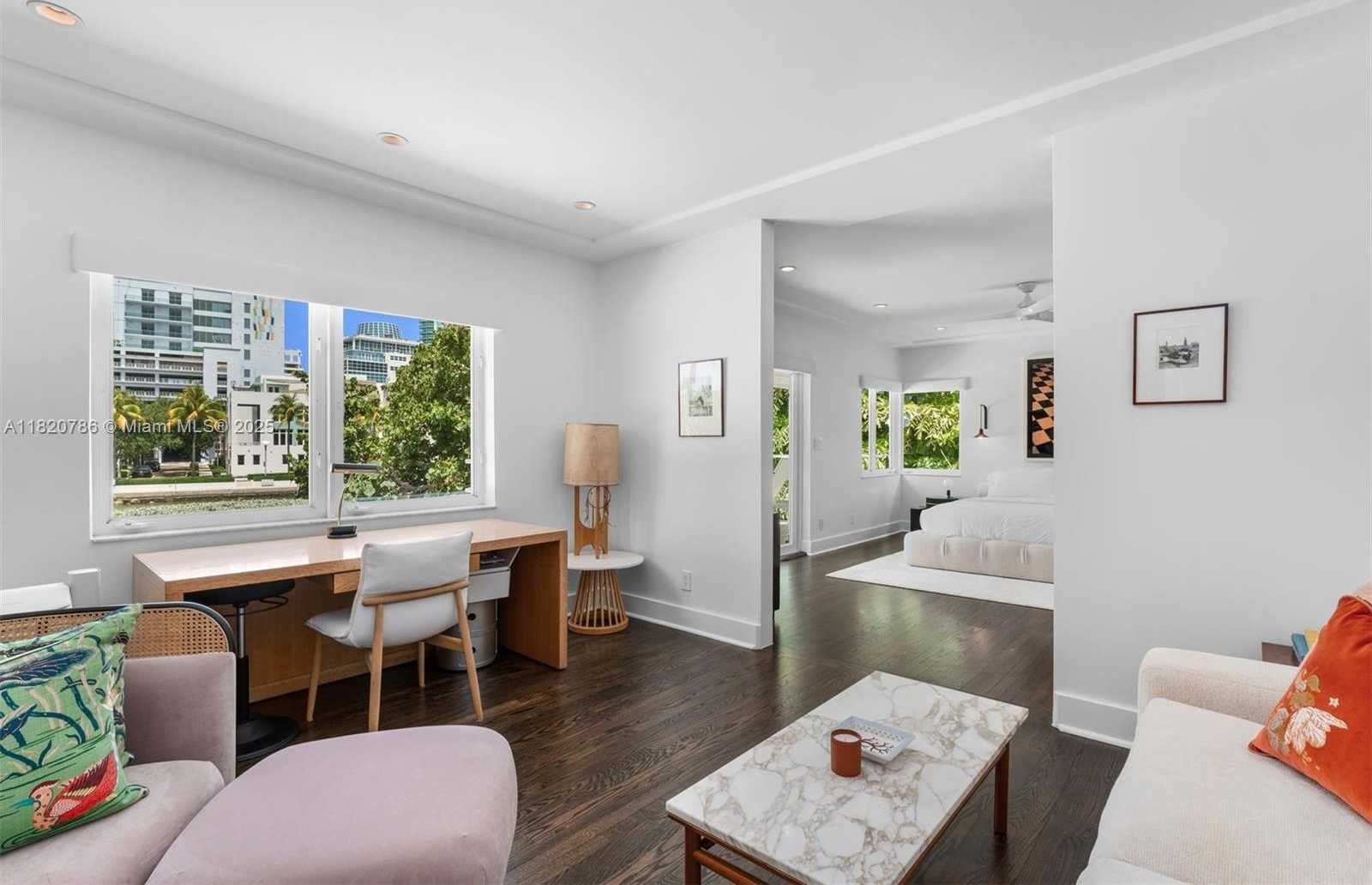 Small Image of 6165 PINE TREE DR, Miami Beach Number 16