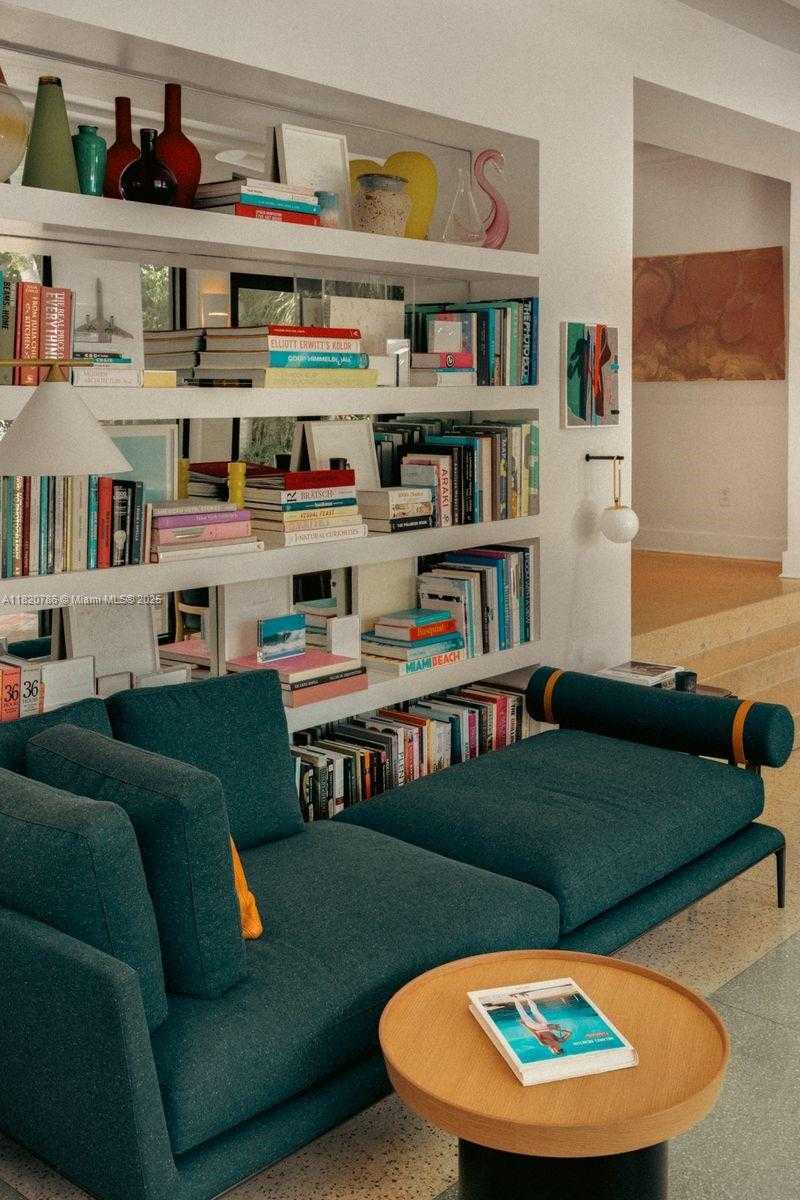 Small Image of 6165 PINE TREE DR, Miami Beach Number 34