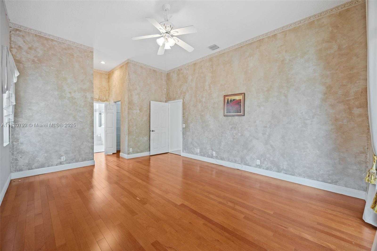 Small Image of 6946 MARIPOSA CIR CT, Pembroke Pines Number 11