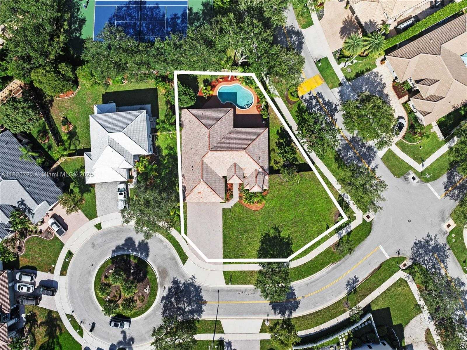 Small Image of 6946 MARIPOSA CIR CT, Pembroke Pines Number 6