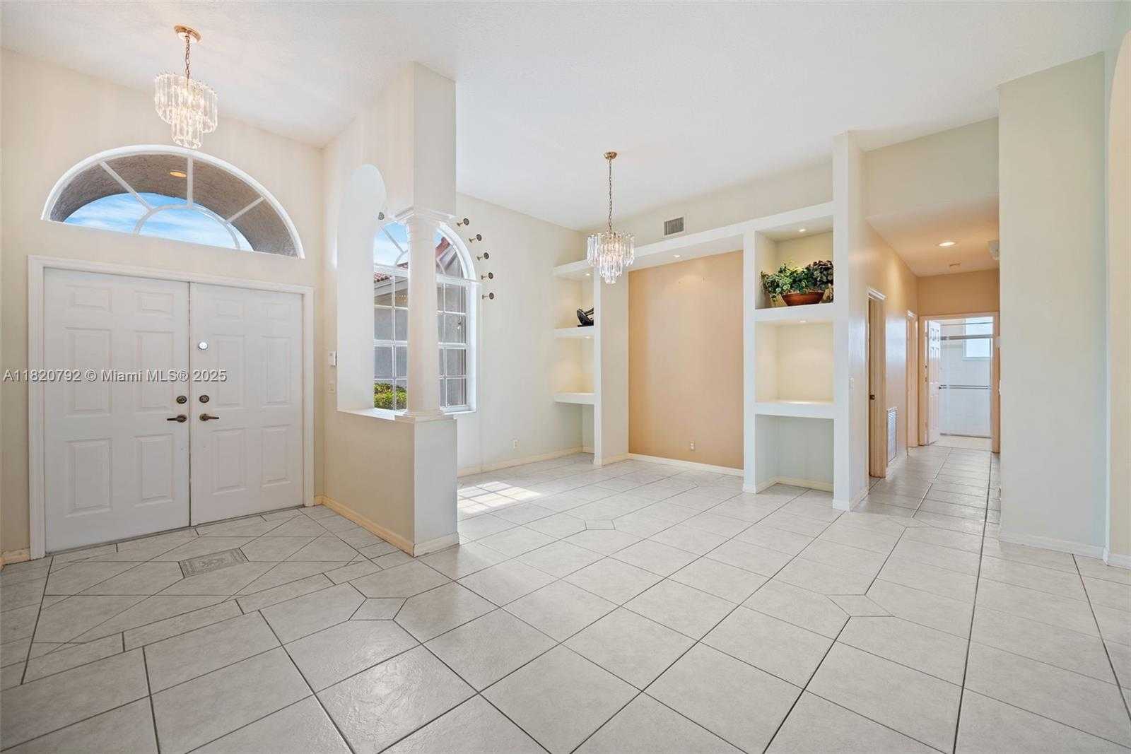 Small Image of 6946 MARIPOSA CIR CT, Pembroke Pines Number 7