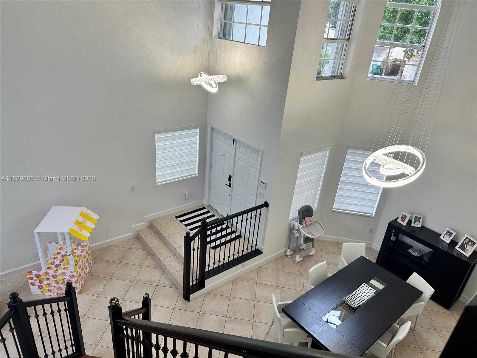 Small Image of 10873 NORTH WEST 71ST ST, Doral Number 9