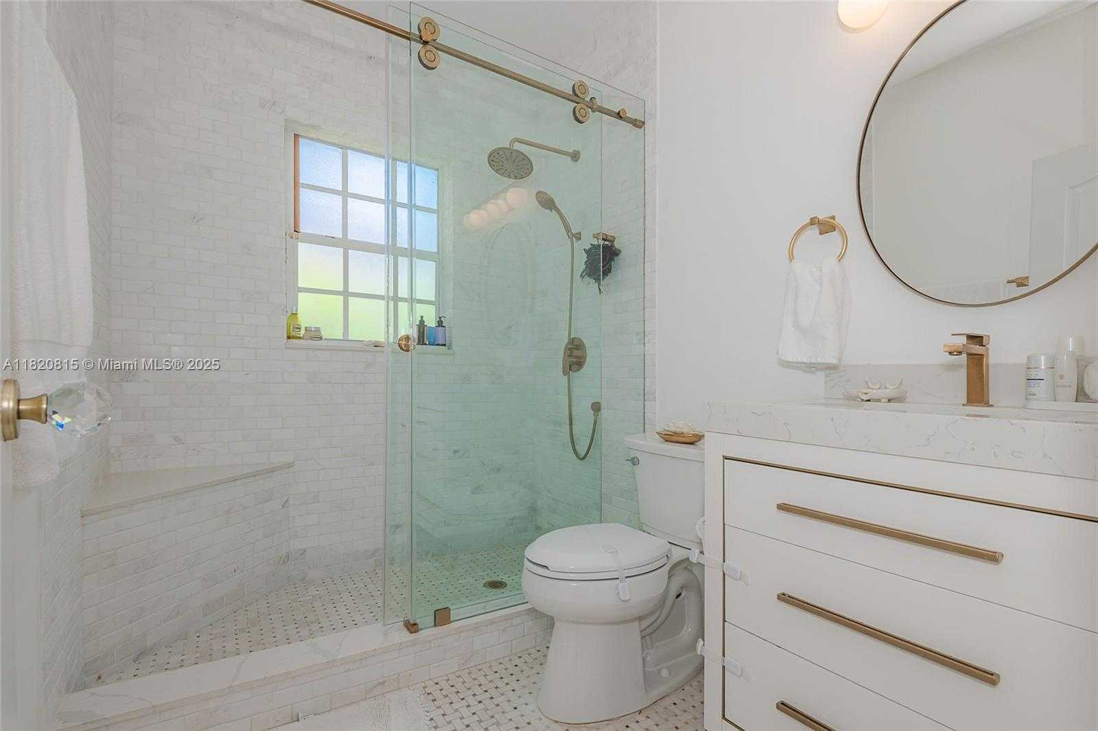 Small Image of 1218 MADRID ST, Coral Gables Number 14