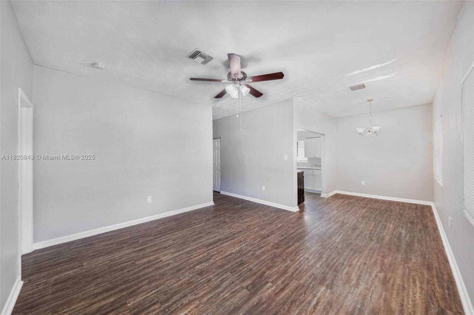 Small Image of 6428 PLUNKETT ST, Hollywood Number 13