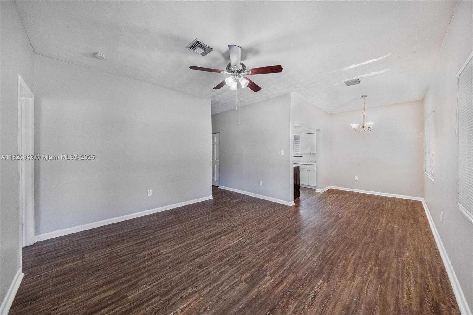Small Image of 6428 PLUNKETT ST, Hollywood Number 26