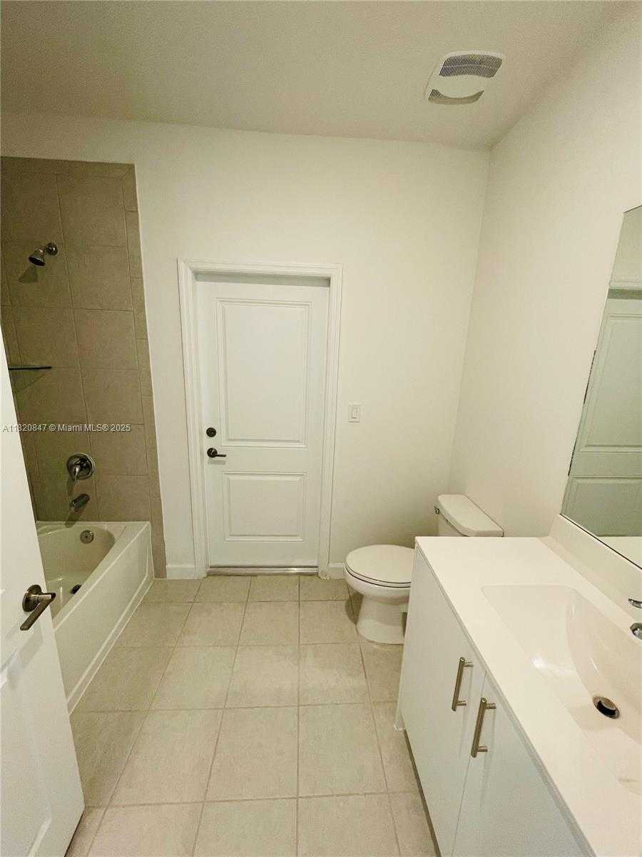 Small Image of 16932 SOUTH WEST 291ST ST, Homestead Number 10