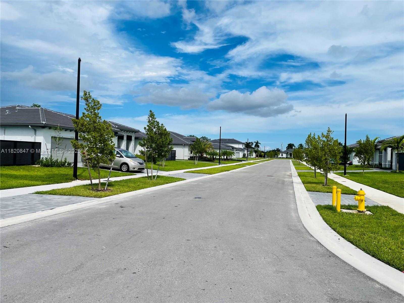 Small Image of 16932 SOUTH WEST 291ST ST, Homestead Number 34