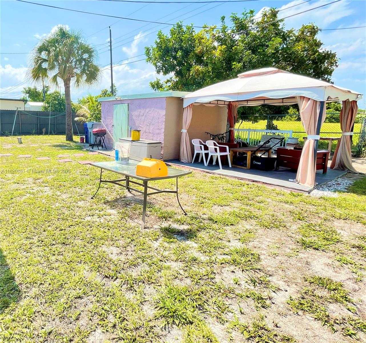 Small Image of 381 NORTH WEST 16TH ST, Pompano Beach Number 11