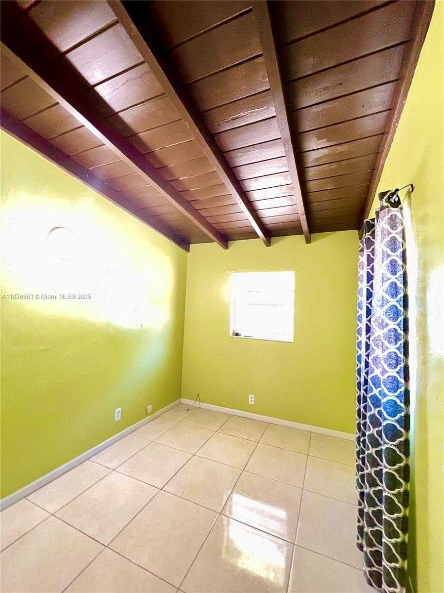 Small Image of 381 NORTH WEST 16TH ST, Pompano Beach Number 20