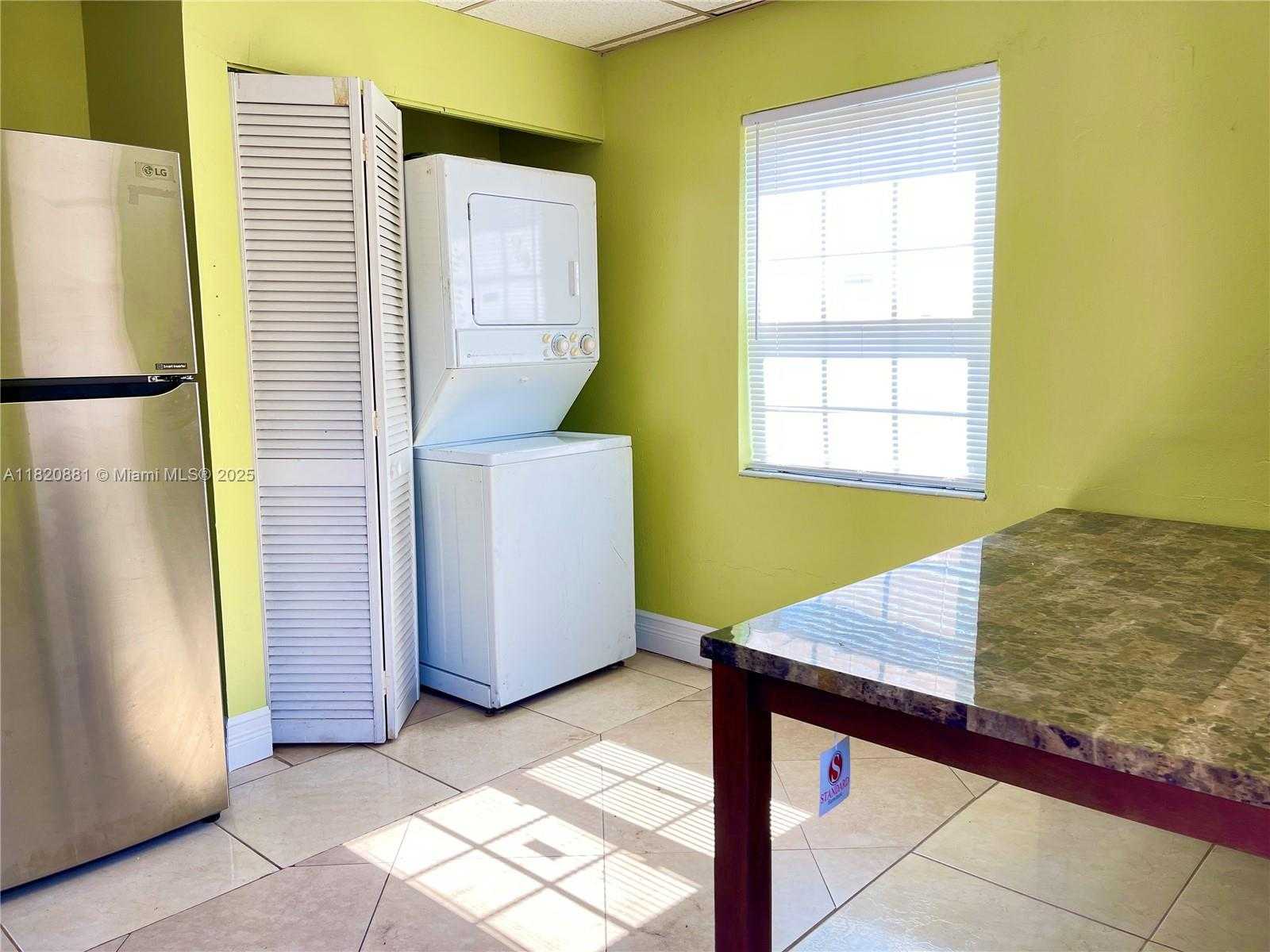 Small Image of 381 NORTH WEST 16TH ST, Pompano Beach Number 26