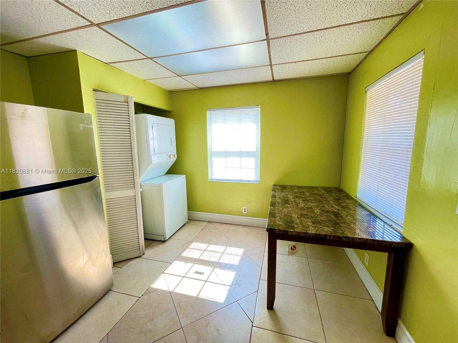 Small Image of 381 NORTH WEST 16TH ST, Pompano Beach Number 30