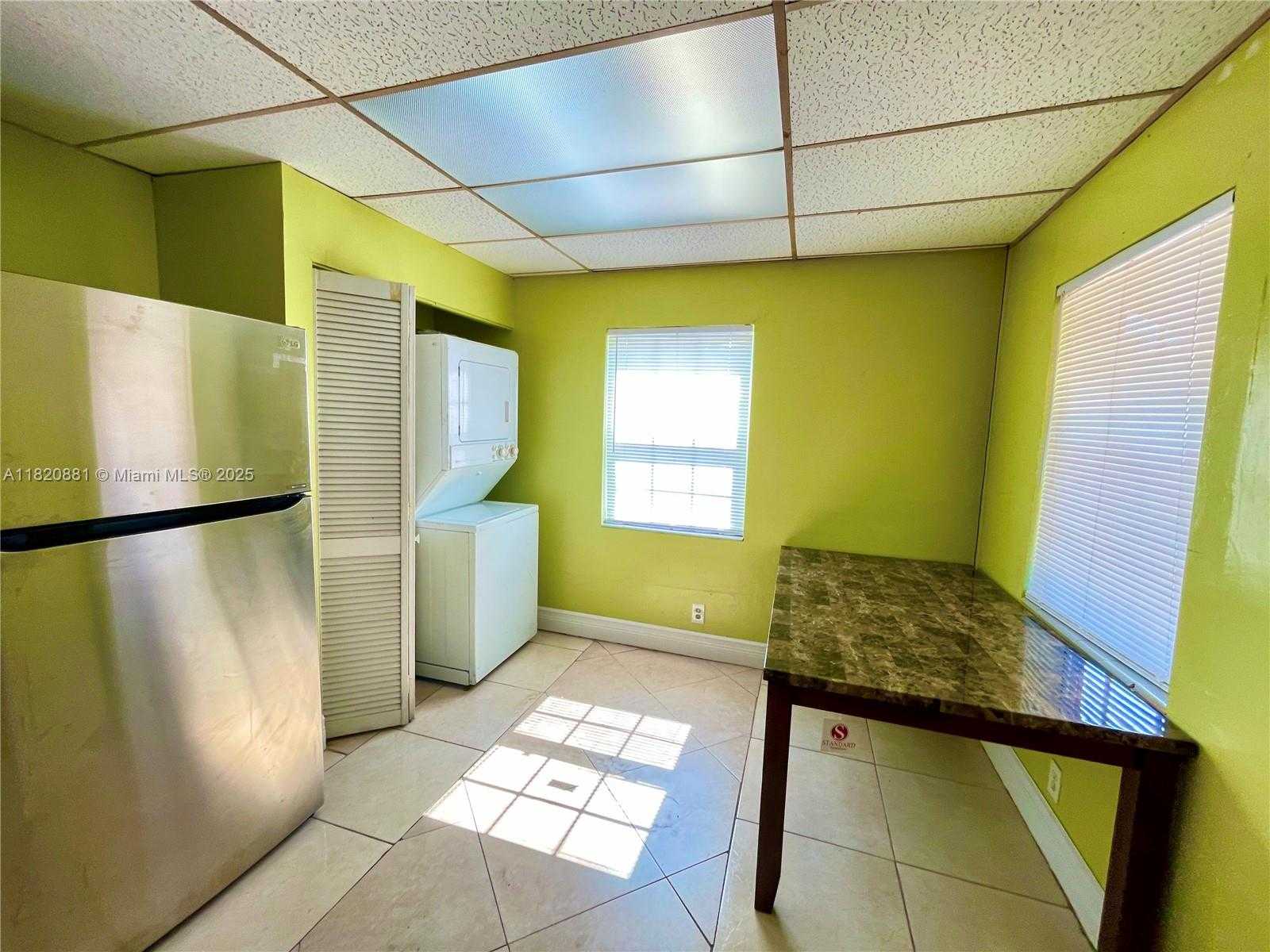Small Image of 381 NORTH WEST 16TH ST, Pompano Beach Number 31