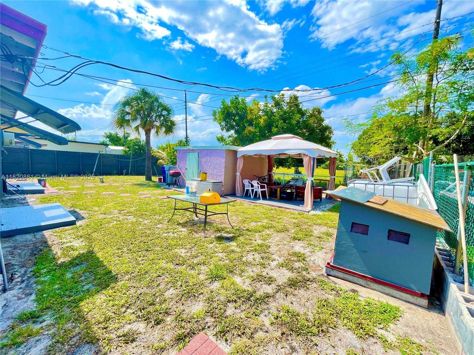 Small Image of 381 NORTH WEST 16TH ST, Pompano Beach Number 8