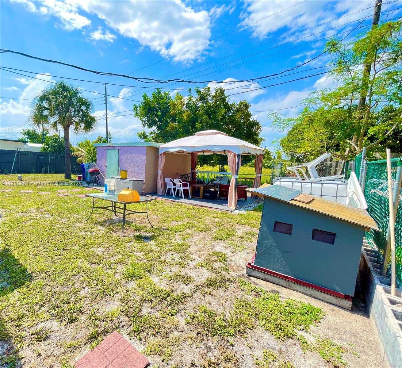 Small Image of 381 NORTH WEST 16TH ST, Pompano Beach Number 9