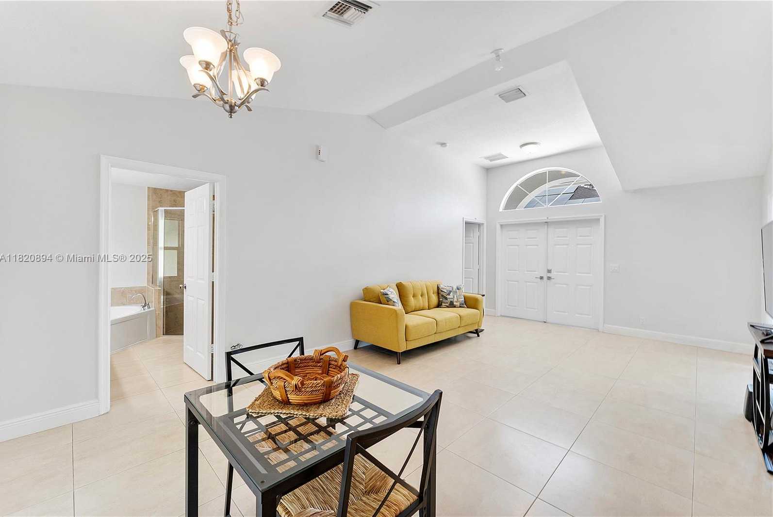 Small Image of 17038 NORTH 61ST PL N, Loxahatchee Number 69