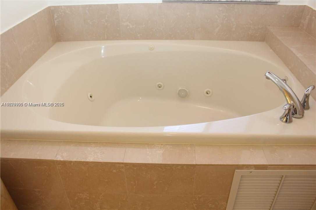 Small Image of 19383 SOUTH WEST 79TH AVE, Cutler Bay Number 16