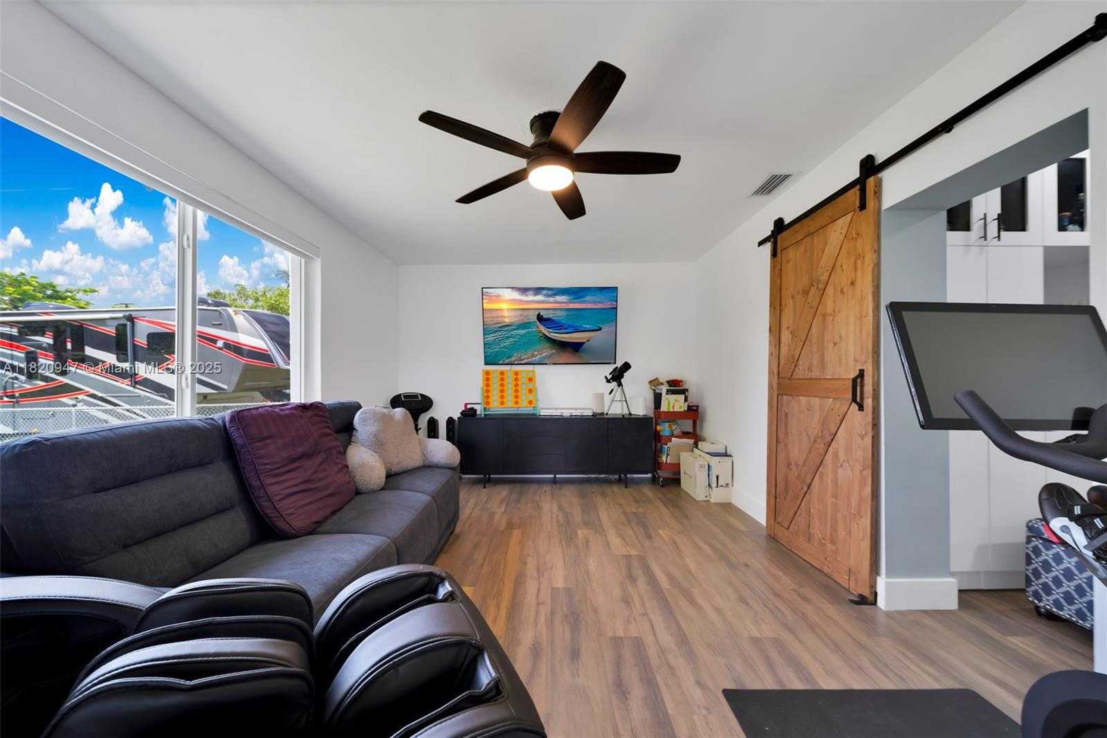 Small Image of 14540 SOUTH WEST 77TH ST, Miami Number 36
