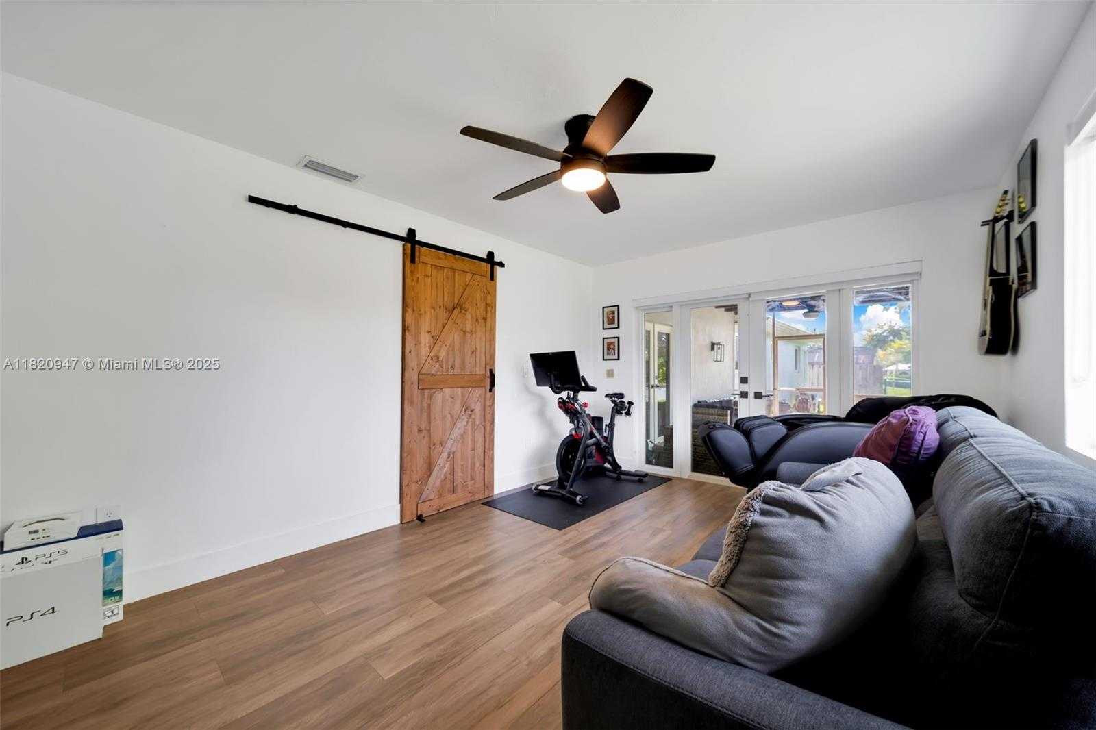 Small Image of 14540 SOUTH WEST 77TH ST, Miami Number 37