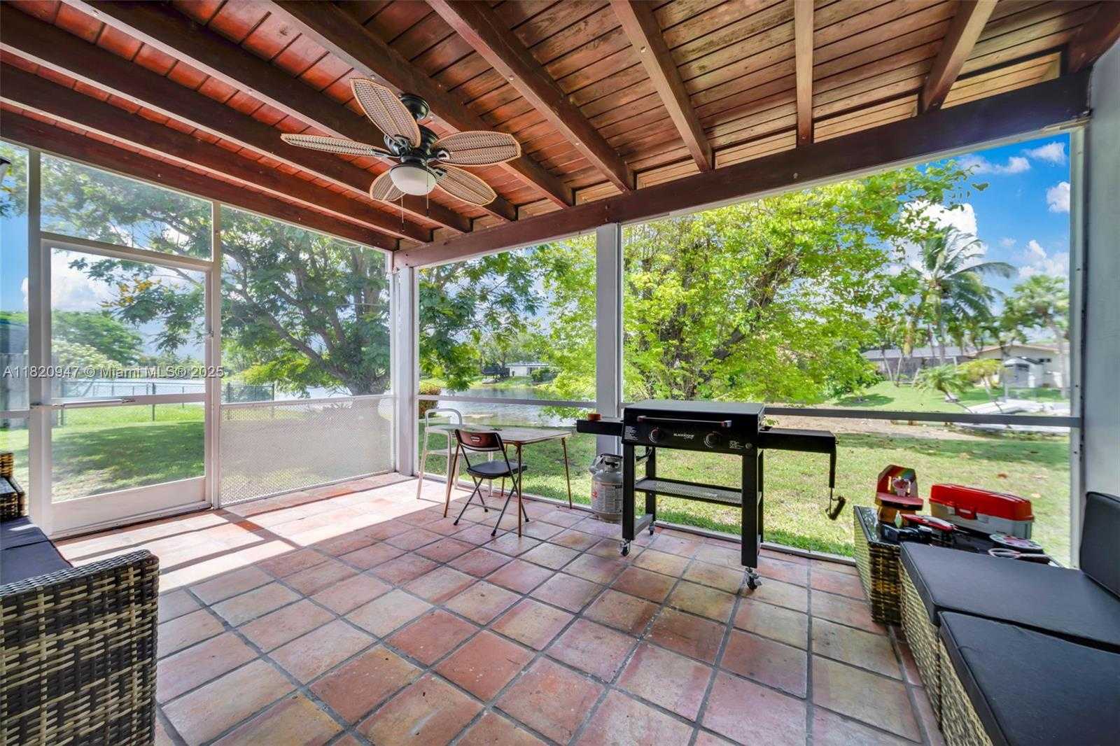 Small Image of 14540 SOUTH WEST 77TH ST, Miami Number 39