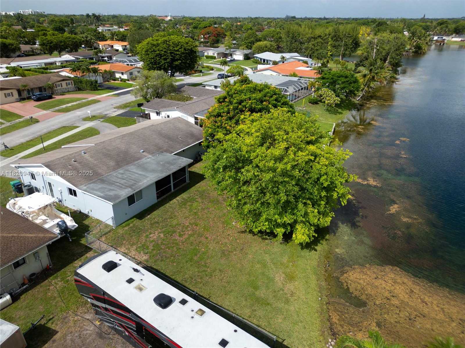 Small Image of 14540 SOUTH WEST 77TH ST, Miami Number 46