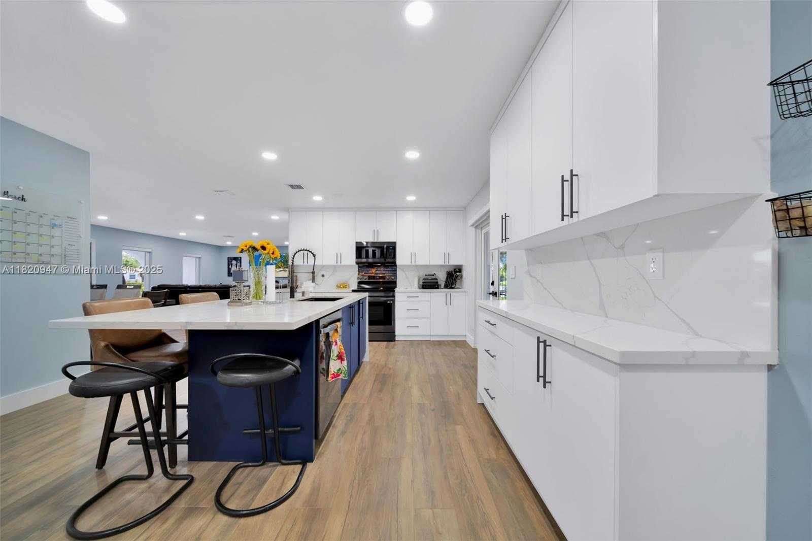 Small Image of 14540 SOUTH WEST 77TH ST, Miami Number 8