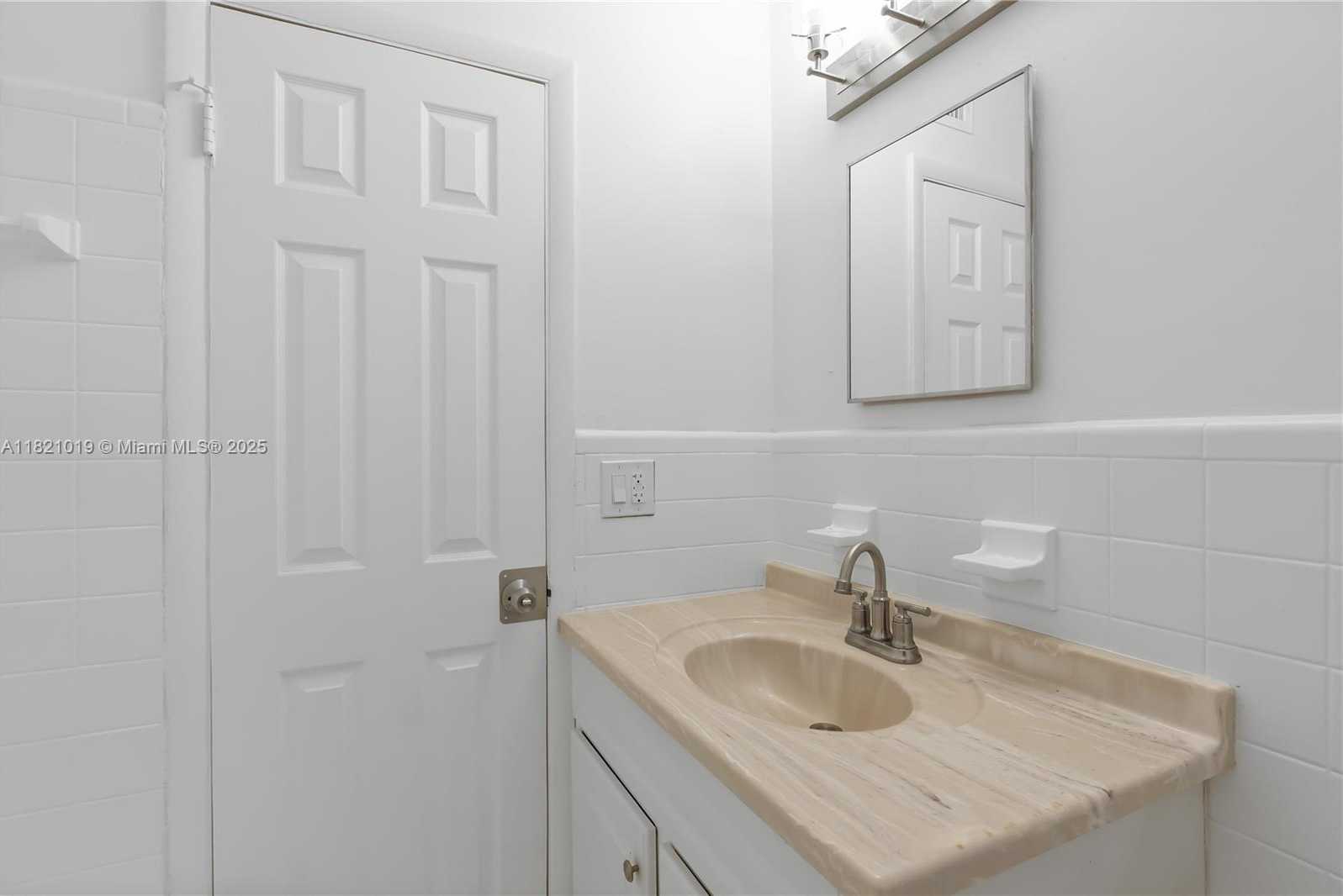Small Image of 533 NORTH WEST 20TH AVE, Fort Lauderdale Number 15