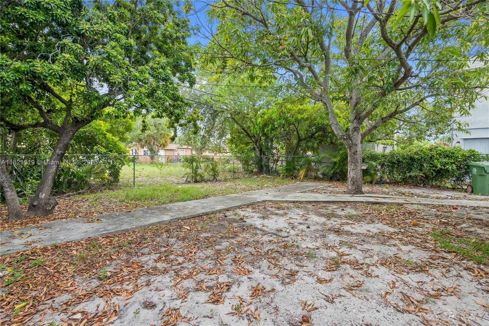 Small Image of 533 NORTH WEST 20TH AVE, Fort Lauderdale Number 24