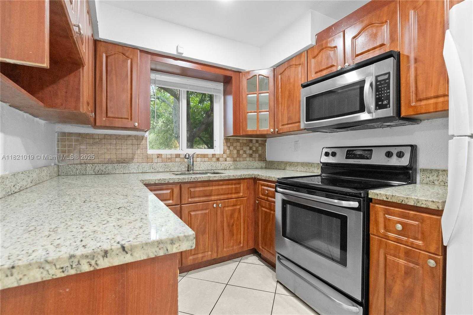 Small Image of 533 NORTH WEST 20TH AVE, Fort Lauderdale Number 5