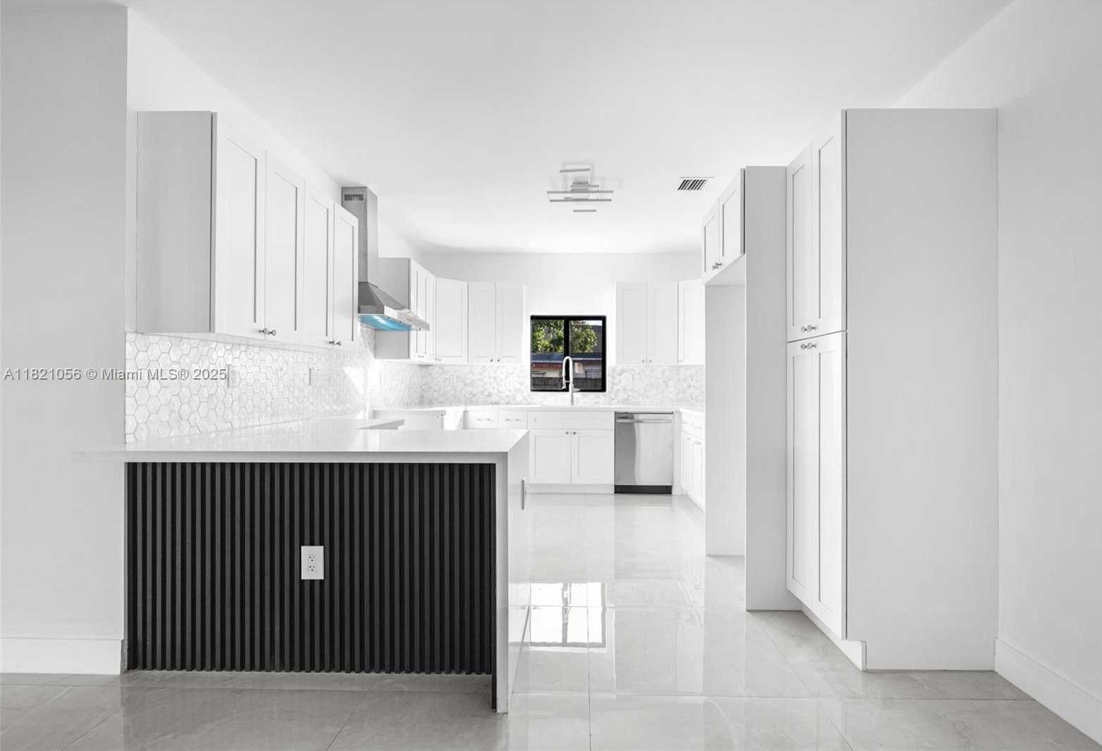 Small Image of 21235 INGRAHAM AVE RD, Cutler Bay Number 12