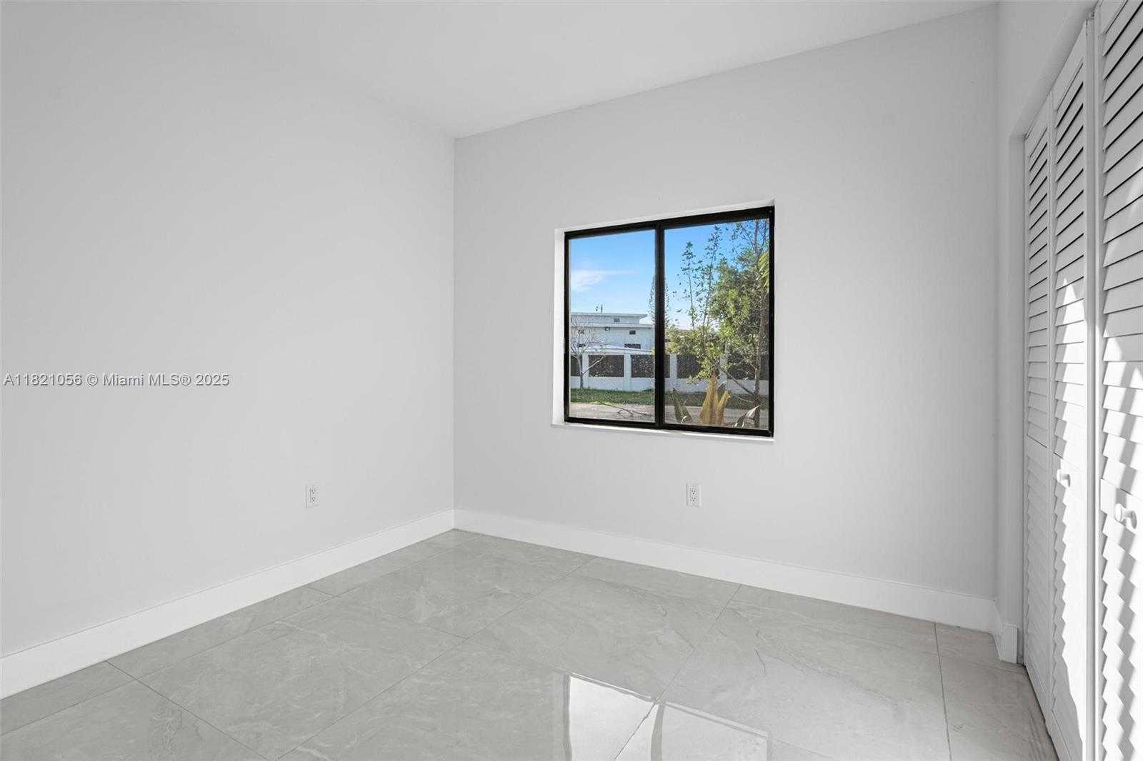 Small Image of 21235 INGRAHAM AVE RD, Cutler Bay Number 25