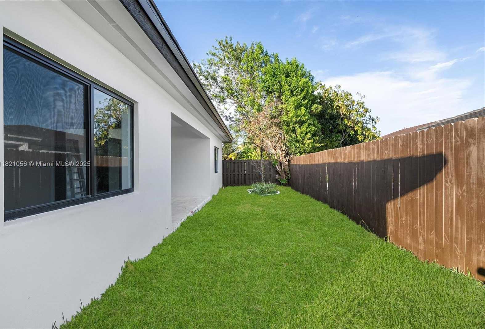 Small Image of 21235 INGRAHAM AVE RD, Cutler Bay Number 31