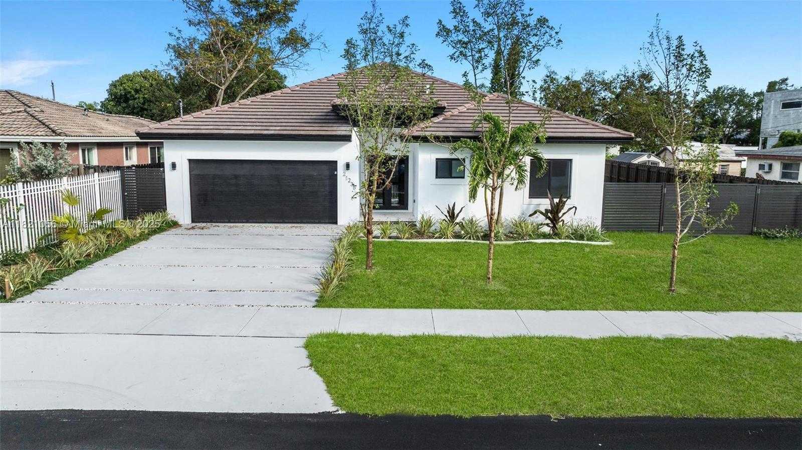Small Image of 21235 INGRAHAM AVE RD, Cutler Bay Number 35