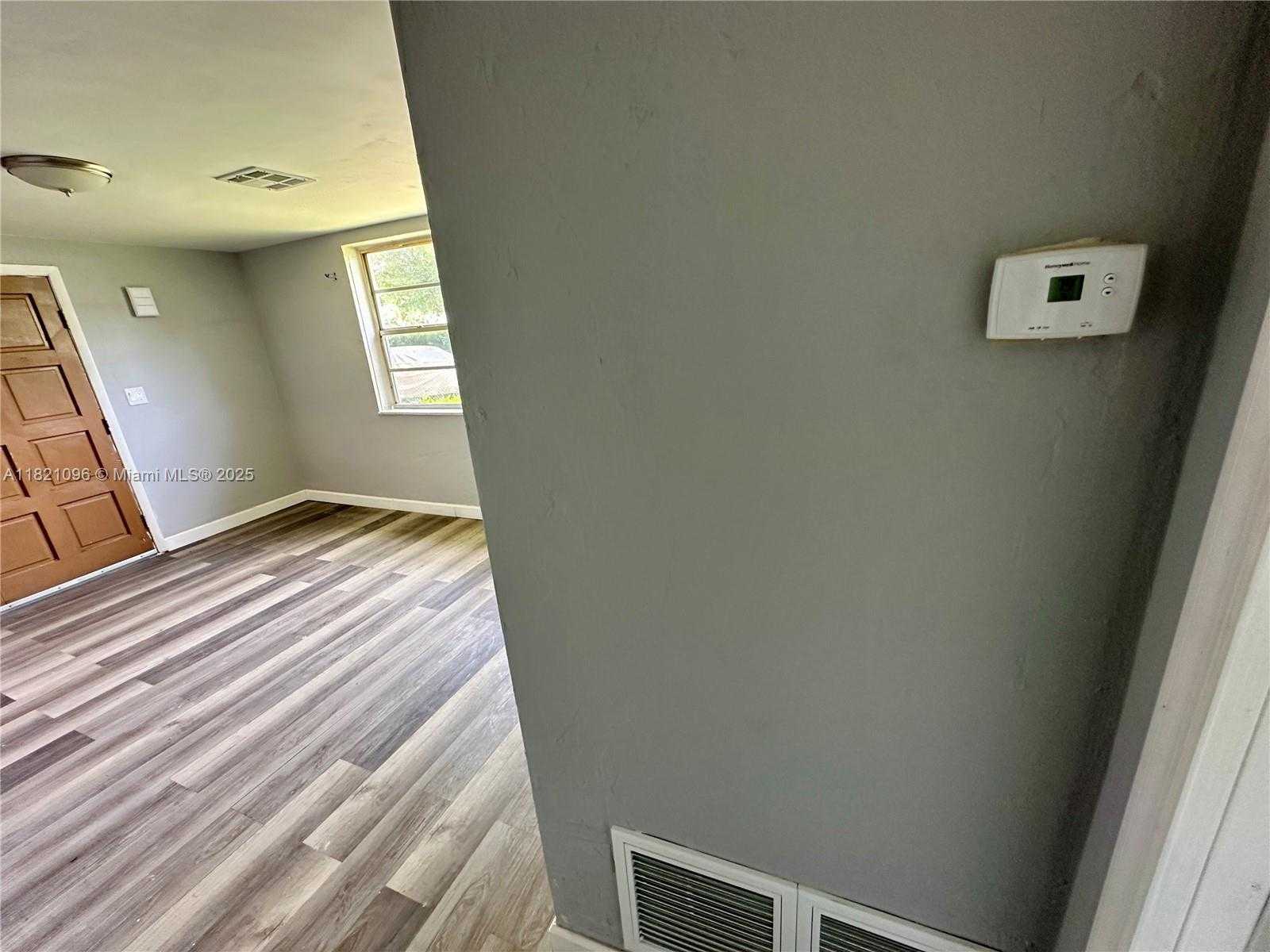 Small Image of 440 NORTH WEST 134TH ST, North Miami Number 12