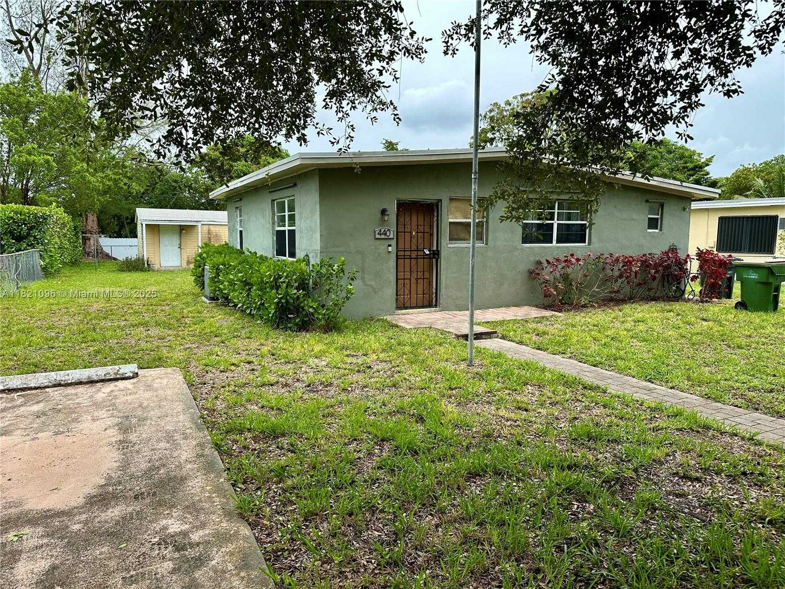 Small Image of 440 NORTH WEST 134TH ST, North Miami Number 2