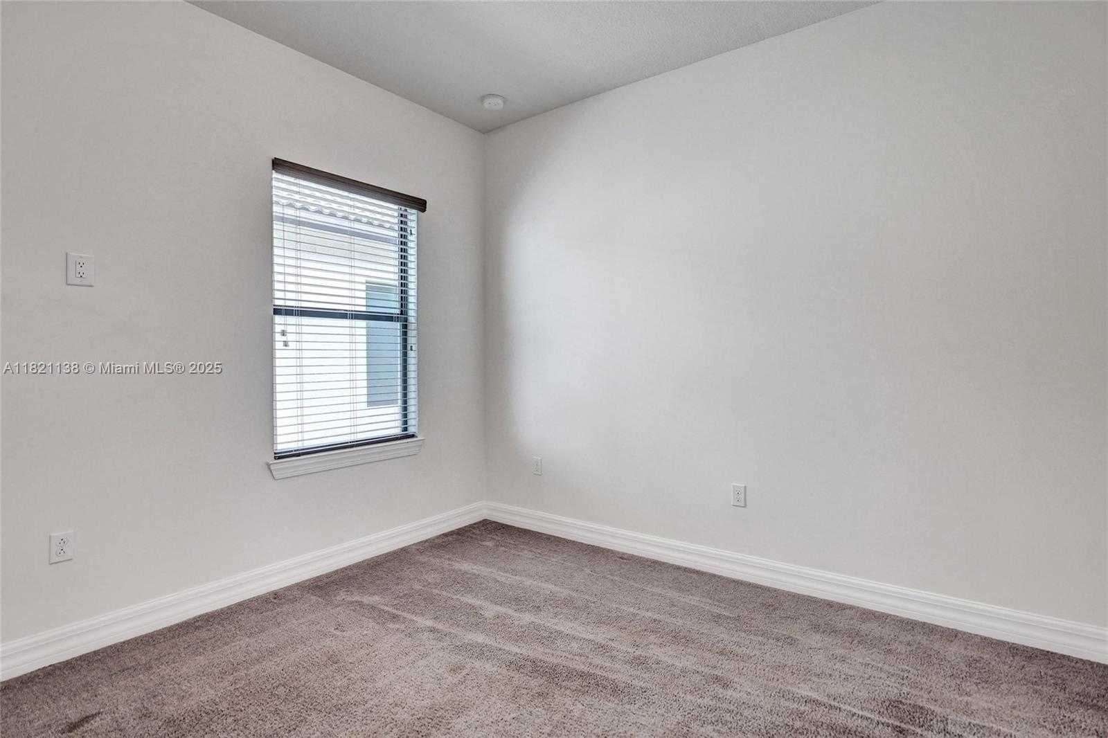 Small Image of 4833 SAN FRATELLO CIR, Lake Worth Number 22